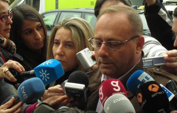 El padre de Marta del Castillo pide a Interior que la Guardia Civil asuma la búsqueda de su hija