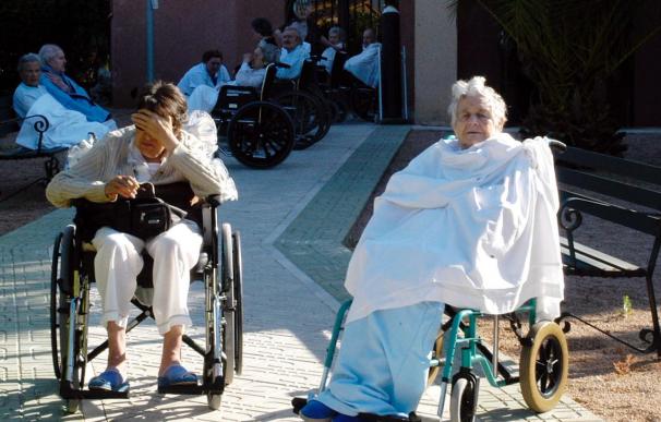 Evacuados ochenta ancianos tras un escape falso de gas en una residencia de la tercera edad
