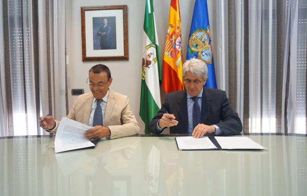 Diputación y Fundación Cepsa firman un convenio de colaboración para las actividades de verano en La Rábida