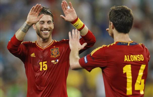 Ramos y Alonso, dos blancos titulares en la selección española