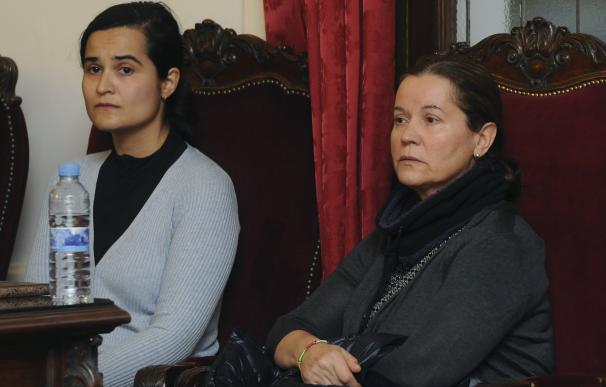 Montserrat y Triana, asesinas de Isabel Carrasco, absueltas del delito contra la salud pública por posesión de marihuana