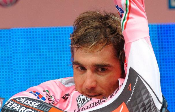 Greipel se estrenó al ganar el esprint de la décimo octava etapa y Arroyo sigue líder