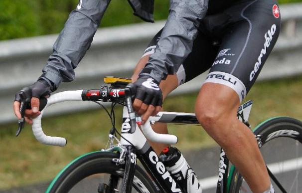 Carlos Sastre viaja "con ilusión" al Tour de Francia