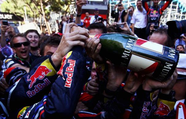 Sebastian Vettel celebra su victoria en el GP de Mónaco