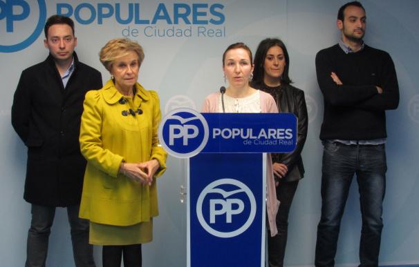 PP pide la dimisión de un edil del PSOE en Pedro Muñoz por "levantar la mano" a la portavoz del Grupo Popular