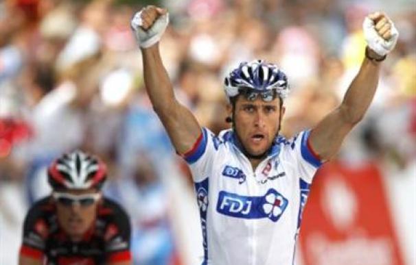 Sandy Casar gana la novena etapa del Tour y Schleck es líder