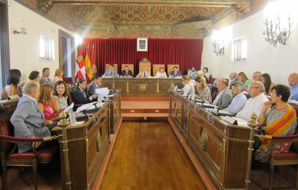 Rechazo de Diputación de Valladolid al referéndum en Cataluña y a concentrar en un juzgado los casos de cláusulas suelo