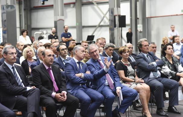 El lehendakari inaugura la nueva fábrica de Bombas Azcue en Zestoa (Gipuzkoa)