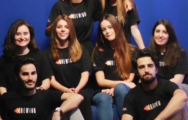 Los alumnos del CEU ganan la final europea del concurso para combatir el odio en las redes sociales de OSCE con 'Rewind'