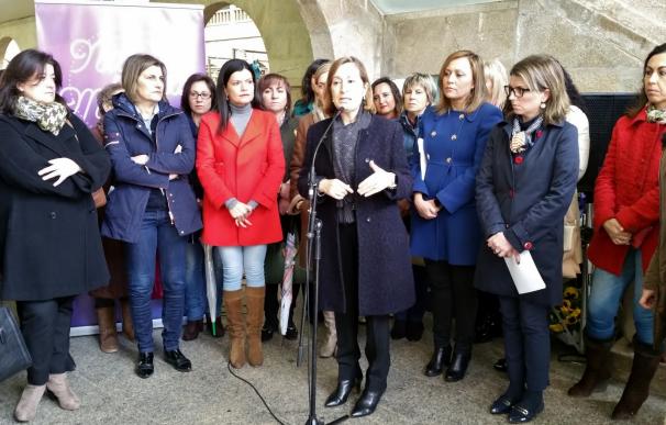 Ana Pastor elude la confrontación con el PSOE de Arteixo por su petición de declararla persona non grata