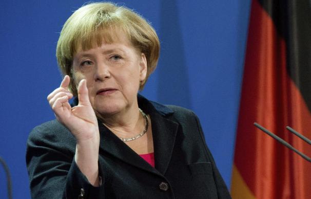 Merkel rechaza subir los impuestos e incrementar la deuda alemana