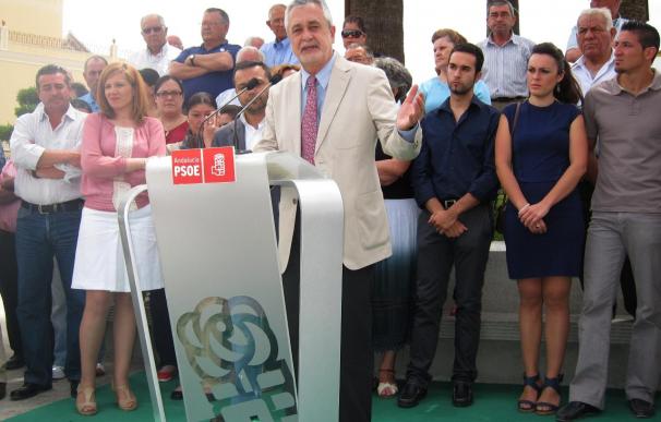 Griñán acusa a PP-A de practicar en la campaña la política "de Tartufo", la de la "hipocresía"
