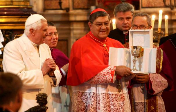 El cardenal investigado por corrupción dice haber actuado con la aprobación vaticana