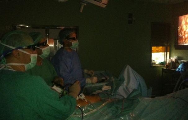 El Complejo Hospitalario de Jaén comienza a operar cáncer de próstata por laparoscopia