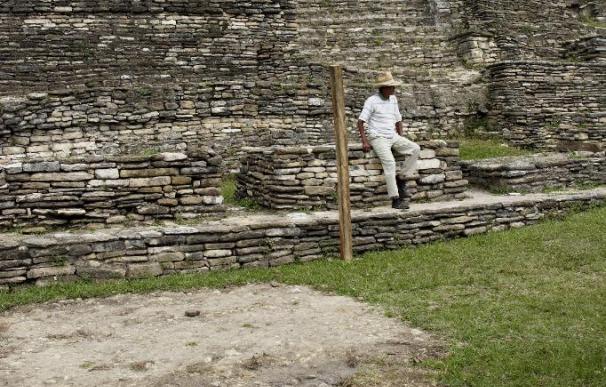 La superpoblación y la falta de recursos, claves en el colapso de los mayas