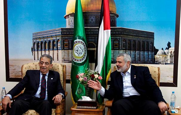 El secretario de la Liga Árabe hace su primera visita a Gaza desde que gobierna Hamás