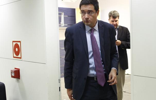 Óscar López apela a Iglesias para "pasar página" porque "sobran los motivos" para que el PP pase a la oposición