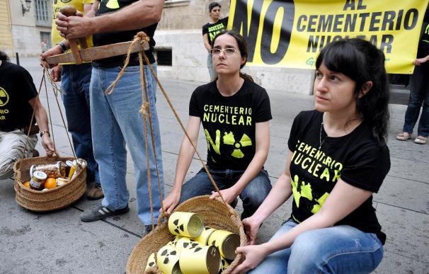 Industria obligada a entregar los informes sobre el cementerio nuclear a las ONG