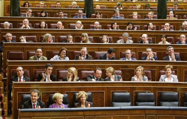 El Congreso debatirá si Zapatero o el PSOE deben pagarse el avión de los mítines