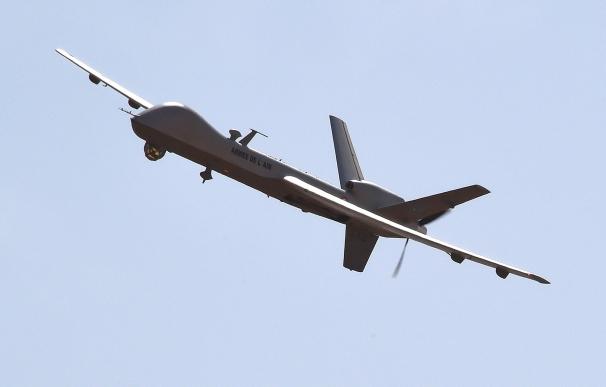 Metadata+ sigue los ataques de drones estadounidenses y alerta a los usuarios a través del teléfono. (AFP)