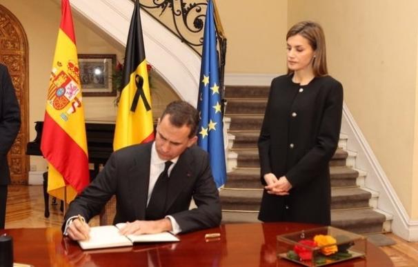 Felipe VI pide "unidad y fortaleza" frente a los ataques contra la libertad y la convivencia como los de Bruselas