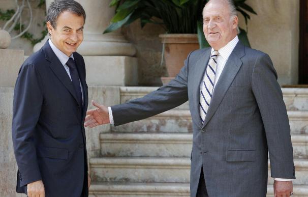Zapatero no prevé ahora crisis de Gobierno