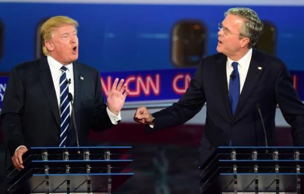Jeb Bush respalda candidatura de Ted Cruz para nominación republicana
