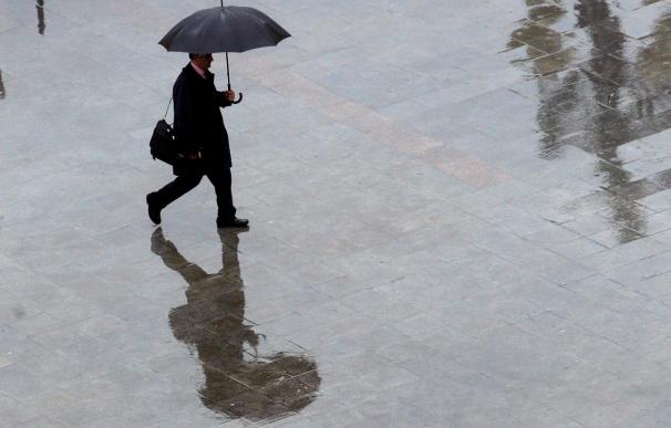 Diez provincias, Ceuta y Melilla en alerta amarilla por lluvias y tormentas