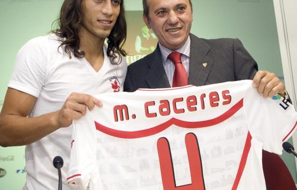 Cáceres llega "en busca de minutos" y para dejar al Sevilla "en lo más alto"