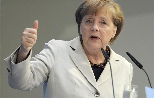 Merkel acepta la tasa sobre transacciones financieras como exige la oposición