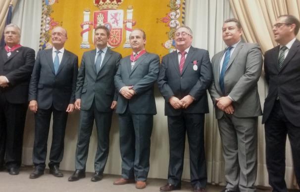 Los magistrados Godino y Caballero-Bonald reciben la Cruz Distinguida de la Orden de San Raimundo de Peñafort