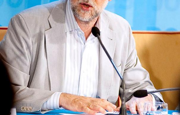 Rajoy proclama que ha llegado el "momento de cambio" que necesita España