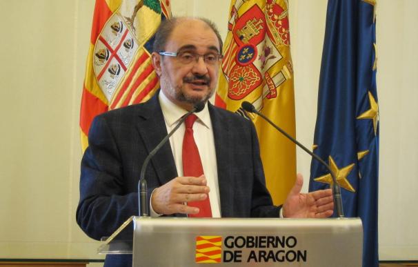 Lambán afirma que nadie del PSOE federal le ha pedido "replantear" sus relaciones con ZEC o Podemos"