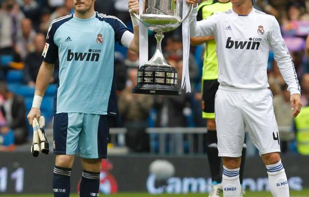 El Real Madrid ofrece la Copa del Rey al Santiago Bernabéu