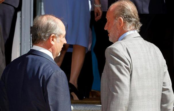 El Rey trata con el Consejo de Bankia las perspectivas del sector financiero