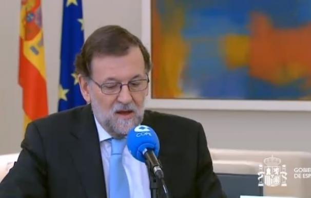 Rajoy llamará a Sánchez esta semana: "Si quiere venir con su socio de hecho, el señor Rivera, no lo voy a impedir"