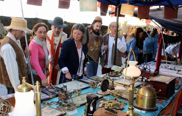 El Ejido recuerda el IV centenario de la muerte de Cervantes con un mercado de artesanía
