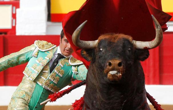 "El Fandi" corta la única oreja de una corrida "cambiante" de Torrealta