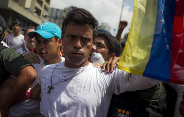 Maratoniana audiencia preliminar del opositor venezolano López