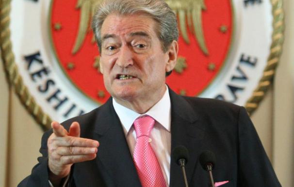 El Gobierno de Albania describe como "histórica" la decisión de La Haya