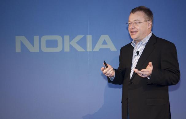 Nokia perdió 1.572 millones de euros y recortó un 29% sus ventas en el primer trimestre de 2012