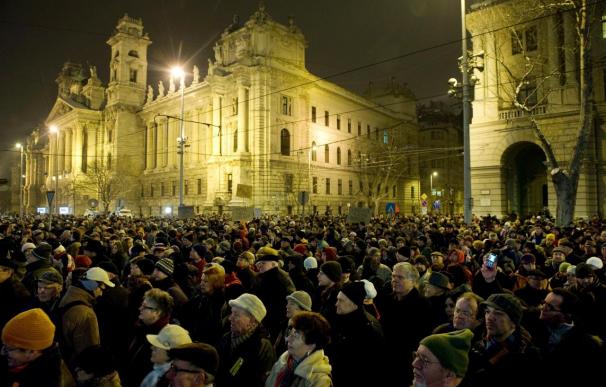 La CE cree que el caso de la ley de prensa húngara puede cerrarse en semanas