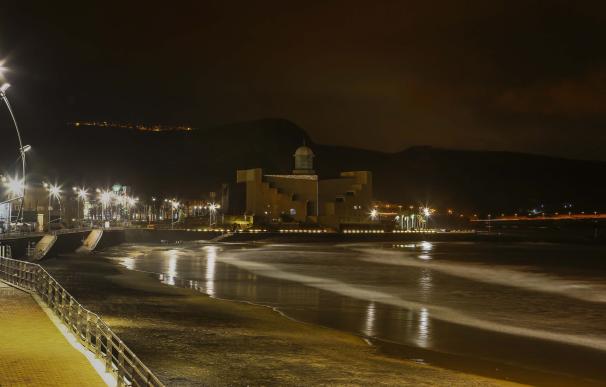 Los edificios más emblemáticos de Las Palmas de Gran Canaria se apagan por La Hora del Planeta