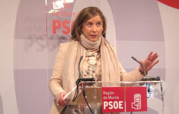 El PSOE de Molina afirma que la dimisión "abre una oportunidad de cambio después de 21 años"