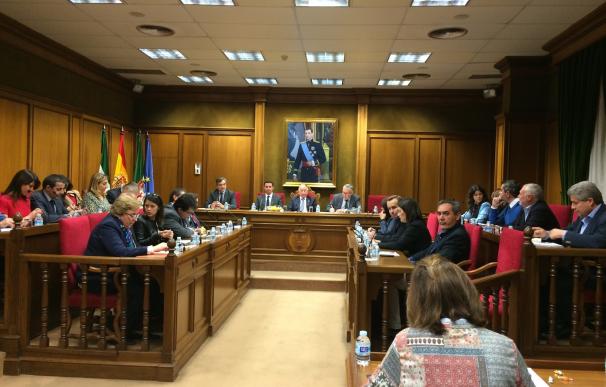 PP y PSOE aprueban una moción en defensa del papel de las diputaciones que IU y C's rechazan
