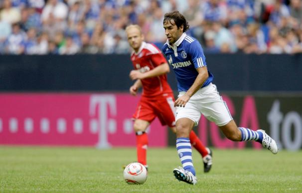 El Schalke de Raúl se apuntó la victoria ante el Hamburgo de Van Nistelrooy
