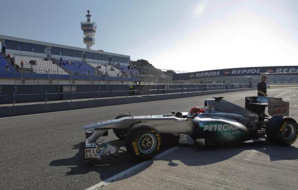 Schumacher (Mercedes) domina la segunda jornada de ensayos en Jerez