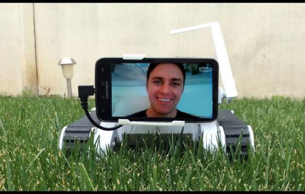 Un padre crea un robot de telepresencia para pasar más tiempo con sus hijos