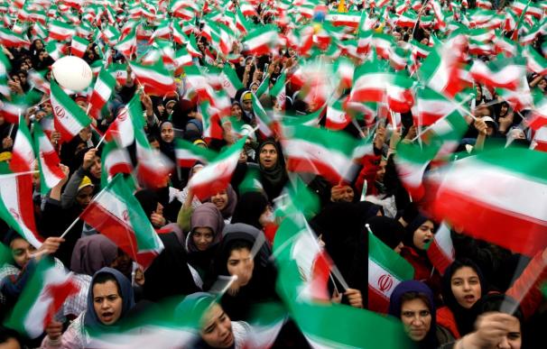 Irán conmemora la revolución de 1979 con la mirada puesta en Túnez y Egipto