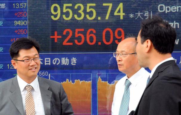 El índice Nikkei sube 43,31 puntos el 0,45 por ciento, hasta 9.579,05 puntos